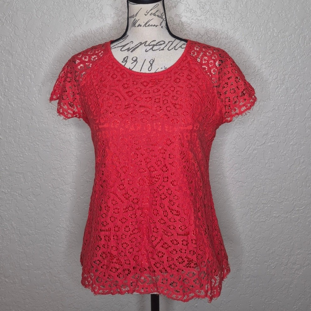 Solitaire Red Floral Lace Overlay Blouse Short Sleeve Keyhole Back Top Large